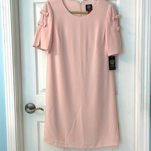 NWT Vince Camuto Bow-Sleeve Shift Dress